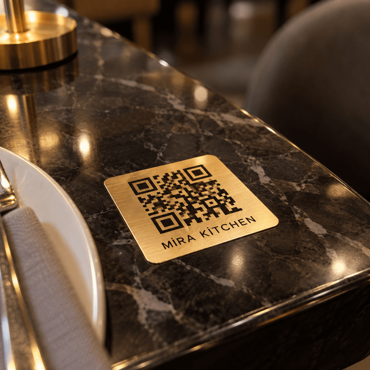 Gold Metal QR Menü Plakası